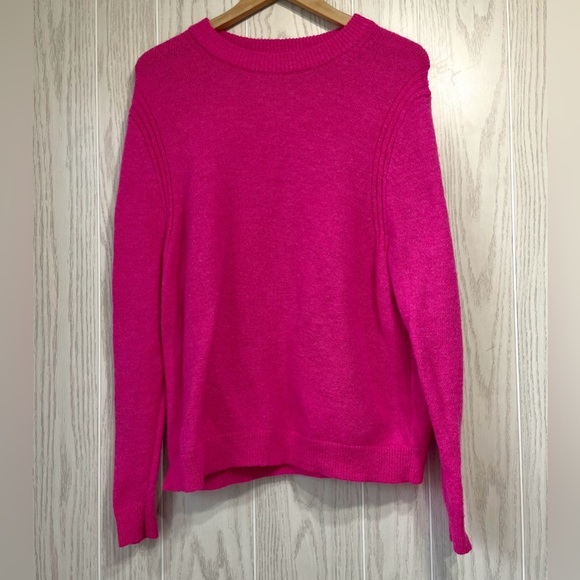 Target A New Day Hot Pink Women's Sweater in crewneck Size L EUC - Picture 3 of 3